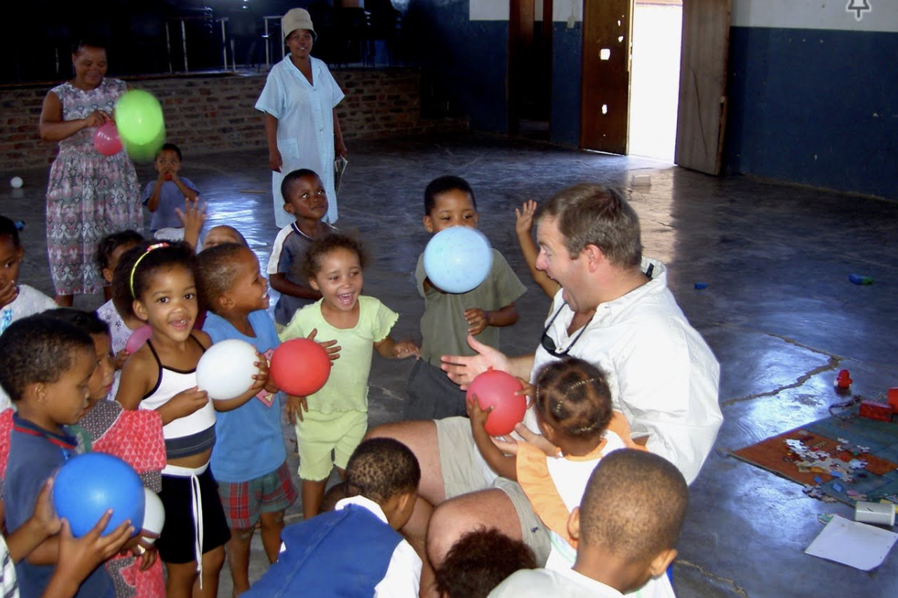 Dom and the preschool kids in Philippolis in 2003.