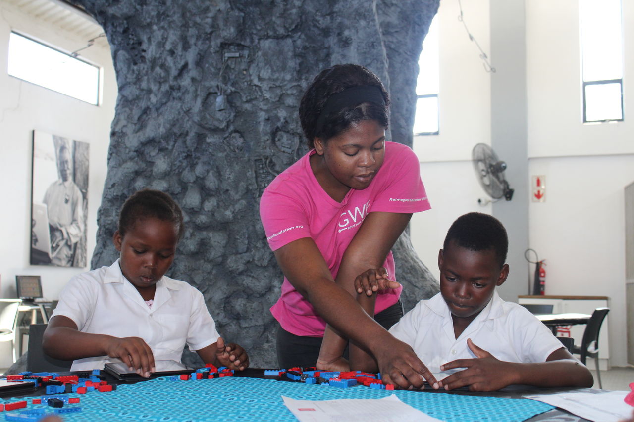 Facilitators bring the wonder back