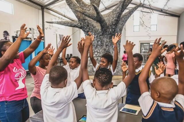 Brain breaks: stretch, move and play your way to optimal productivity at school and work