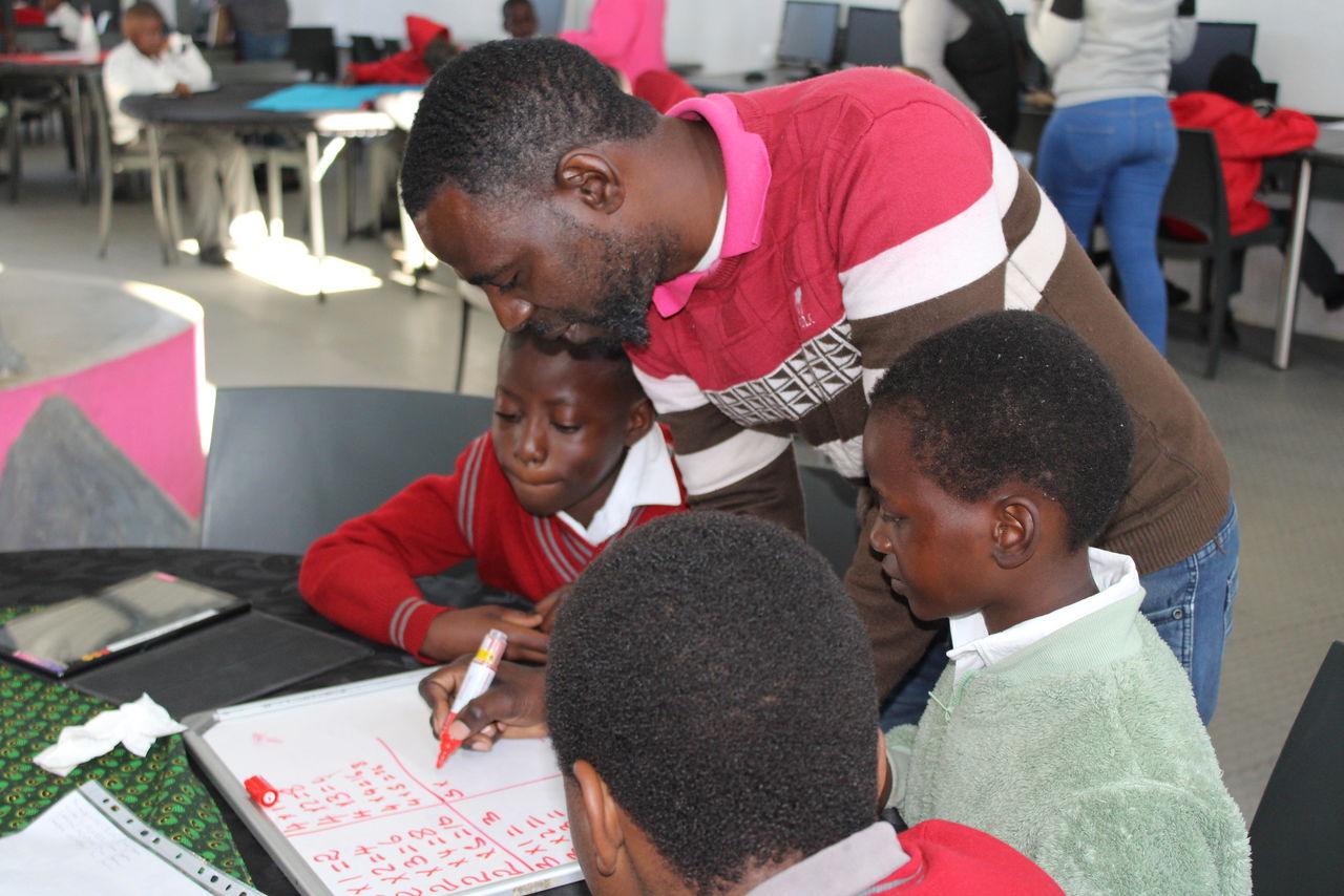 53106900538 8cab080852 k